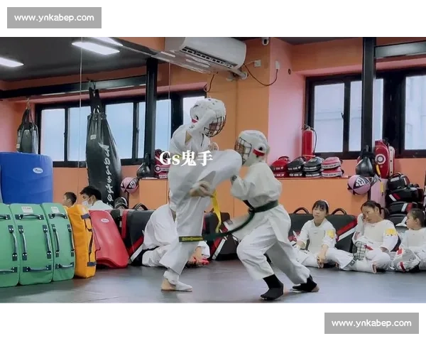 樱花道场燃情对决小兰空手道赛场成长与荣耀之战冠军之路青春信念